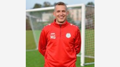 TRENER MATEUSZ GRZELA