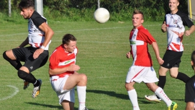 Jakub Jamrozik wraca do gry po kontuzji kolana.