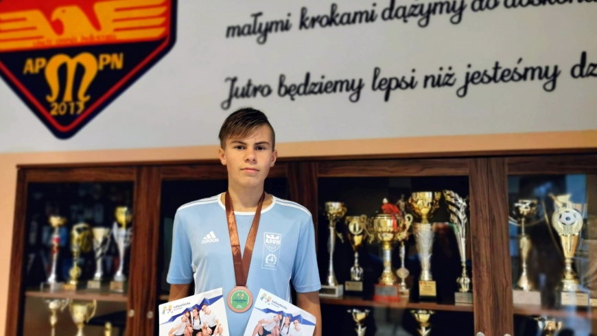 Igor Sztuka z medalem mistrzostw województwa