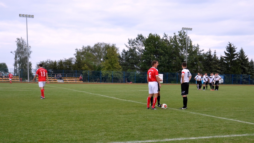 Bezbramkowa inauguracja