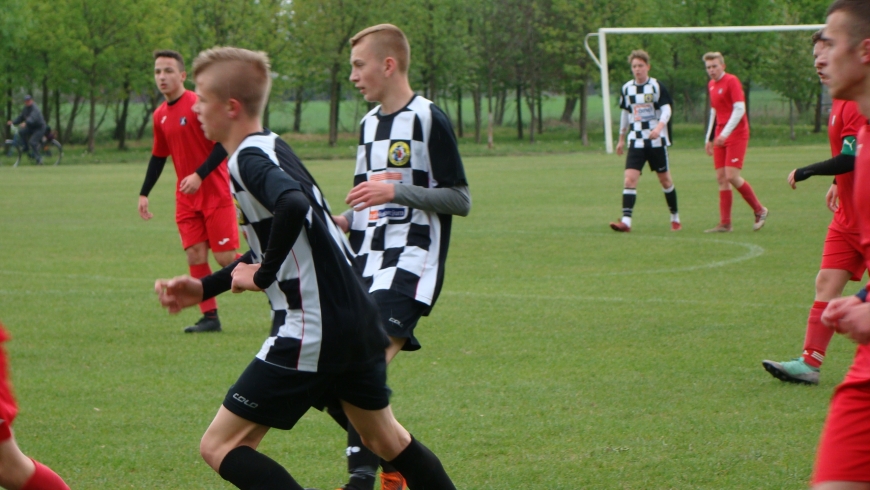 Pewny triumf z Otmuchowem!