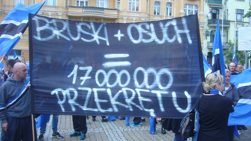ZAWISZA NIGDY NIE ZGINIE - demonstracja kibiców