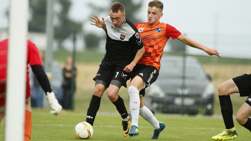 Grad goli. Mustang - Unia 4:4