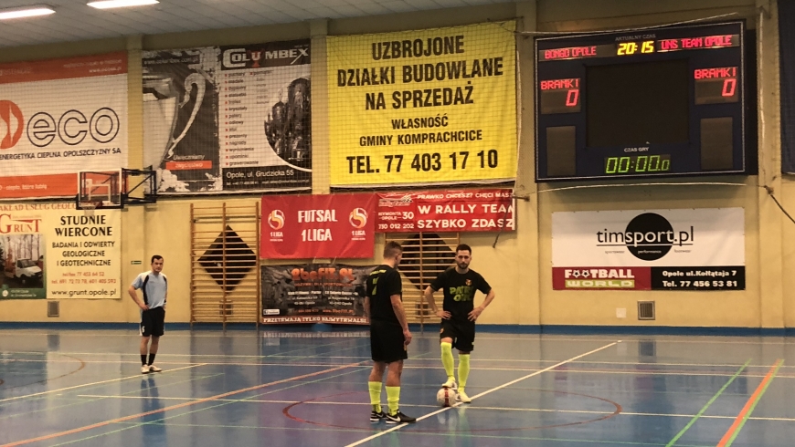 Zgodnie z tradycją, Bongo 4:1 UNS