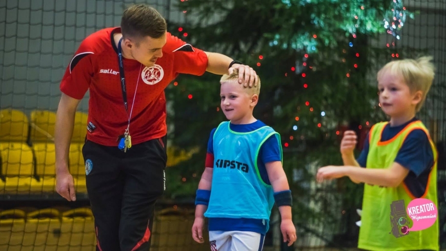 2.01 wracamy do treningów, a od 05.01 rozpoczynamy gry kontrolne.