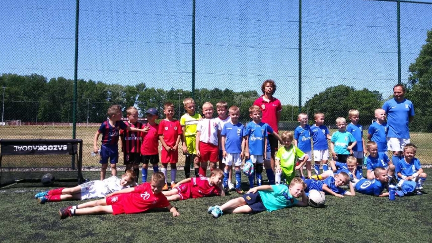 ROCZNIK 2012: Zagrali z Lech Poznań Football Academy Władysławów