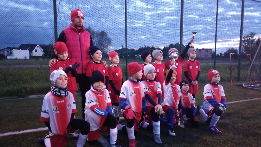 ROCZNIK 2012: Trzecia wygrana z trzecim turnieju Żaka F2