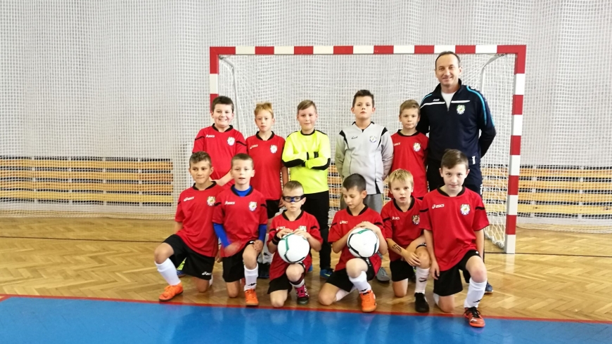 Drużyna orlików (r. 08/09) rozpoczęła sezon halowy.