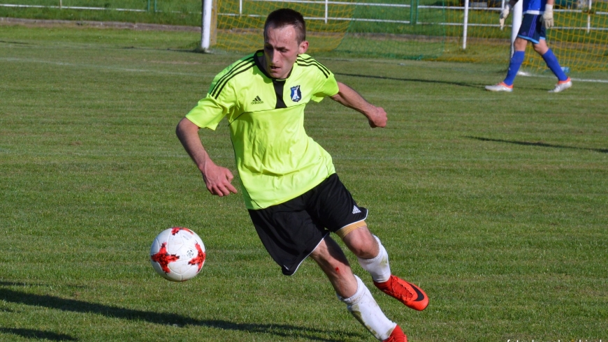 A klasa: Czarni Otmuchów- LZS Czarnolas 2:2 (0:1)
