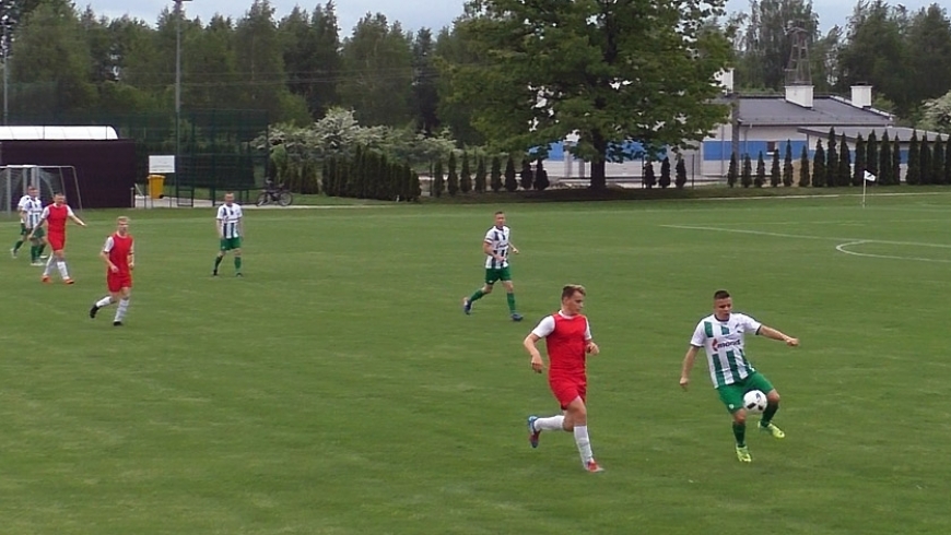 Obrona dziurawa jak szwajcarski ser