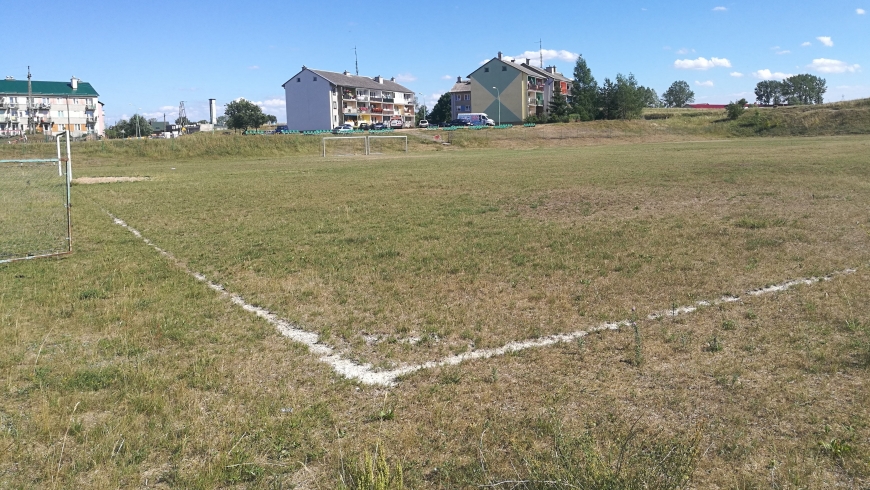 Był taki klub - Rospuda Filipów. Boisko niszczeje, perspektyw brak (FOTO)