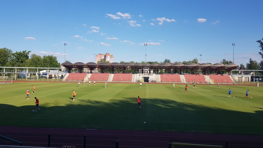 Pierwsze ruchy kadrowe oraz pierwszy sparing