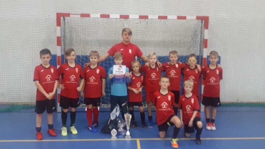 E2 ORLIK I „Młodsi postawili się starszym w turnieju świątecznym Sporting CUP”