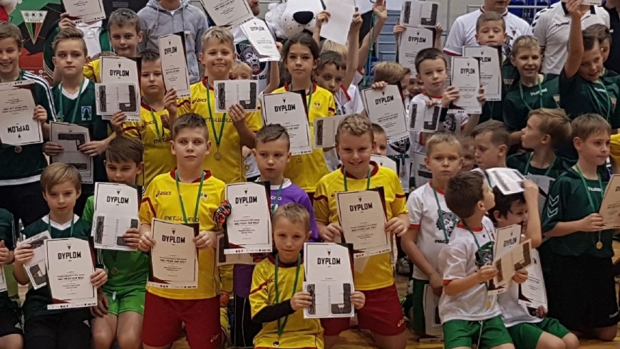 Turnieje halowe